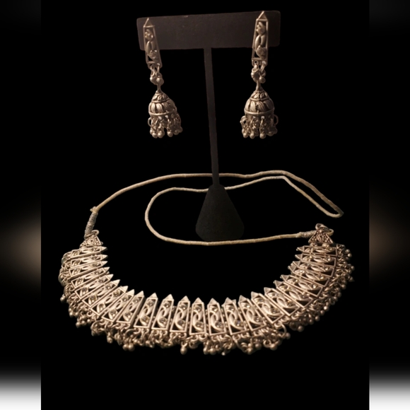 Oxidized indian style set - Picture 3 of 4